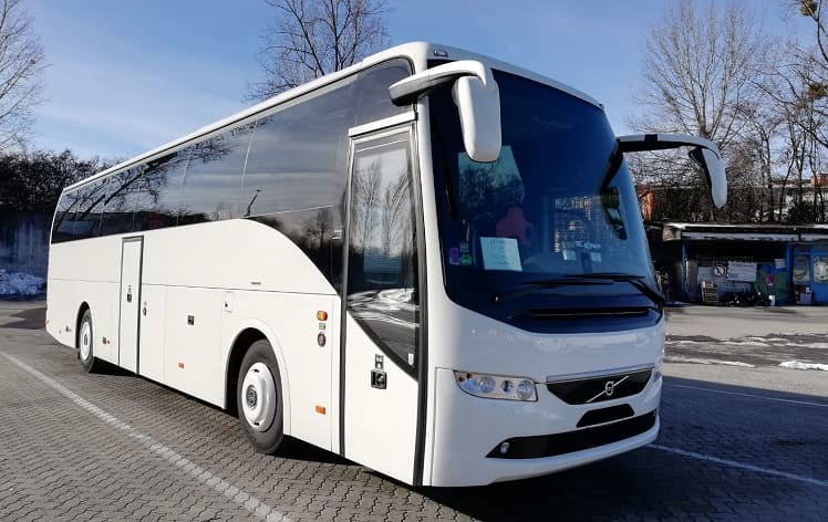 Bus rent in Nowy Targ